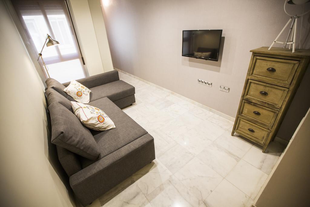 Ab Apartamentos Reding Malaga Exterior photo