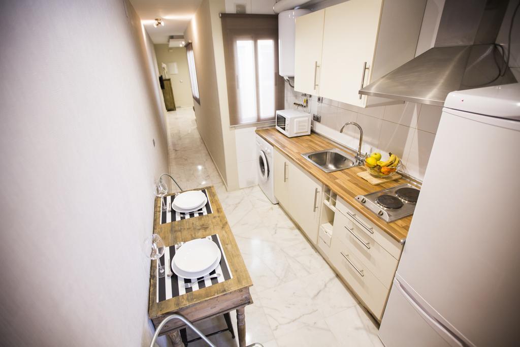 Ab Apartamentos Reding Malaga Exterior photo