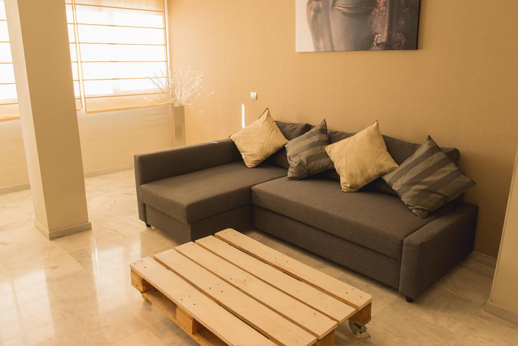 Ab Apartamentos Reding Malaga Exterior photo
